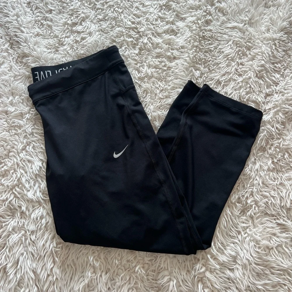 Women’s Nike Capri Dri-Fit Leggings - Picture 1 of 8